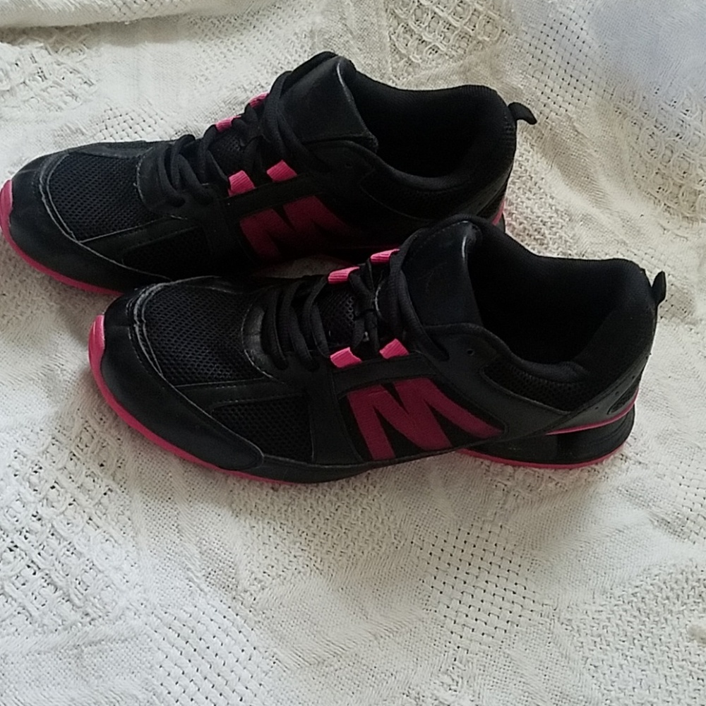 Danskin sneakers